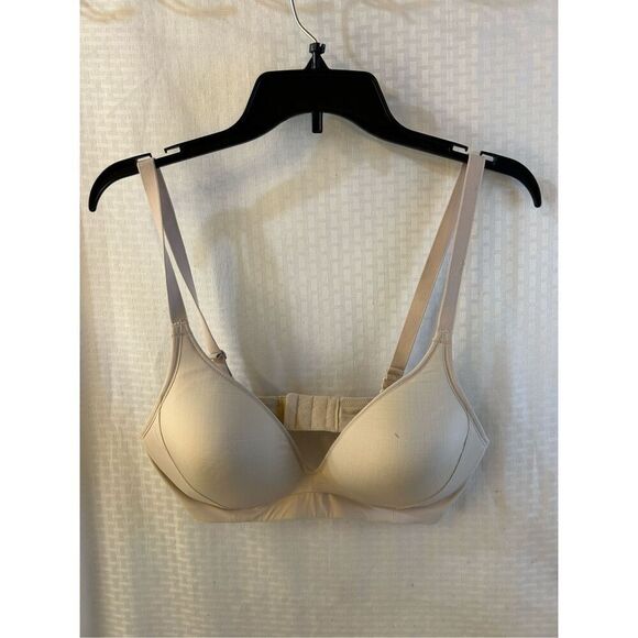 Warner bra 36C rn#36543 (small spot) 2 hooks beige - Picture 2 of 5